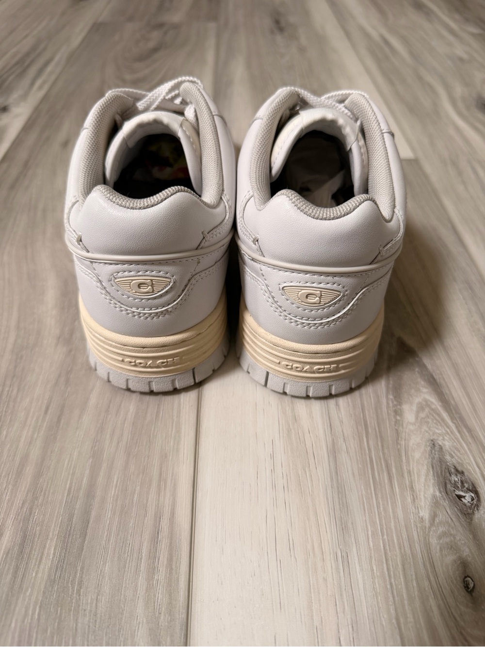 Coach Soho CAQ25 White Leather Sneakers Size 8.5B Gently Used - Picture 6 of 12